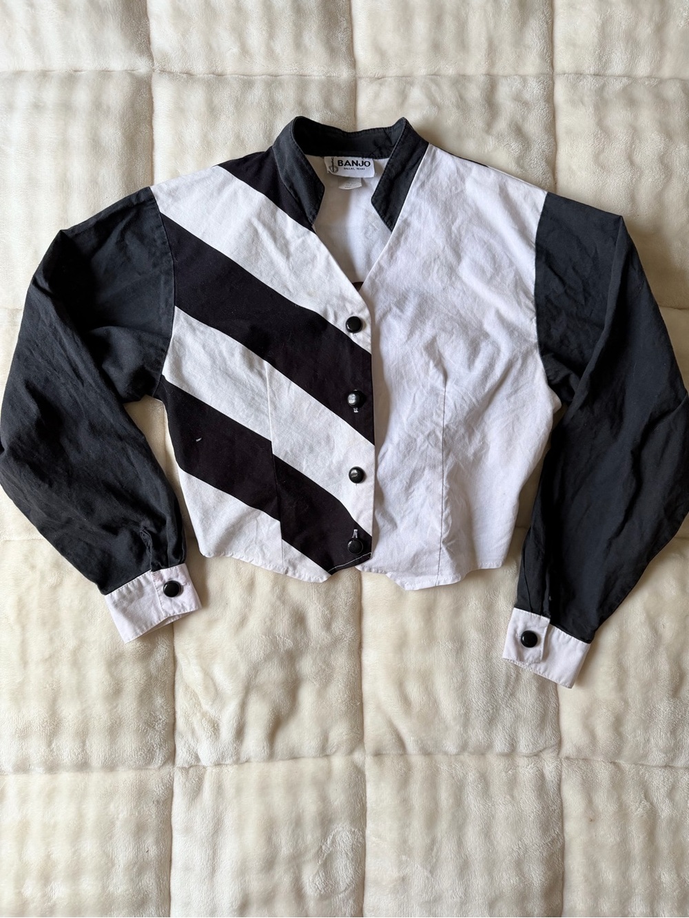 Banjo Black & White Cropped Button Blazer